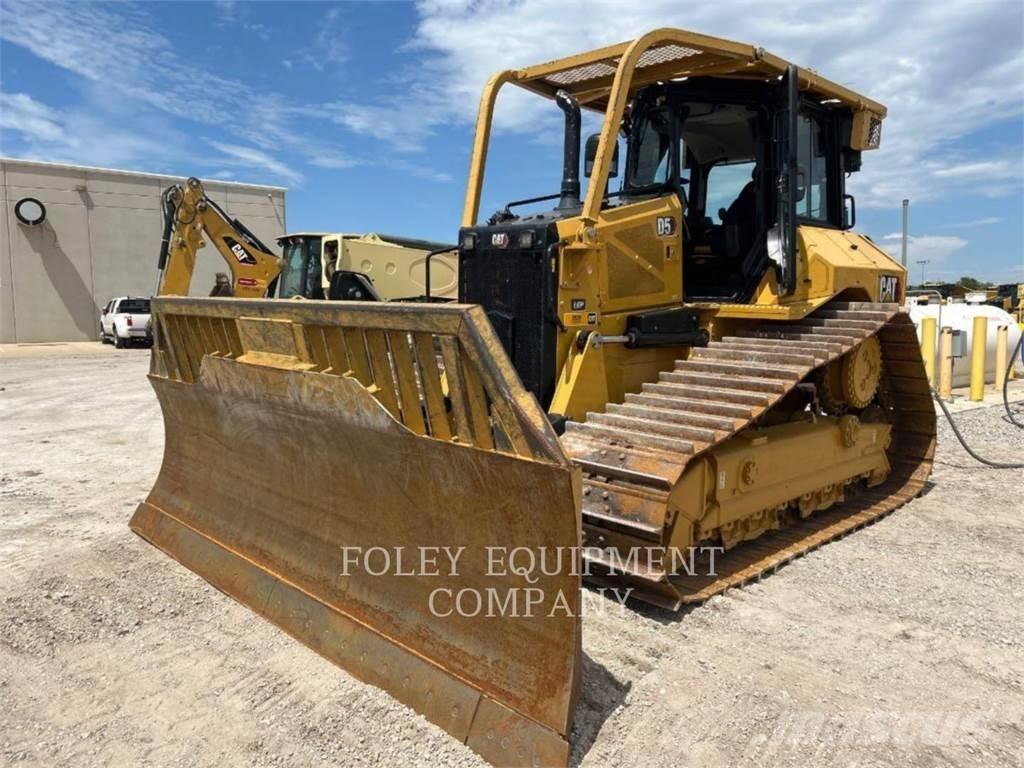 CAT D5-17LGVX ブルドーザー