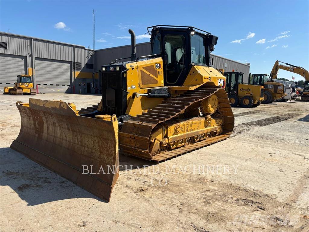 CAT D5 LGP ブルドーザー