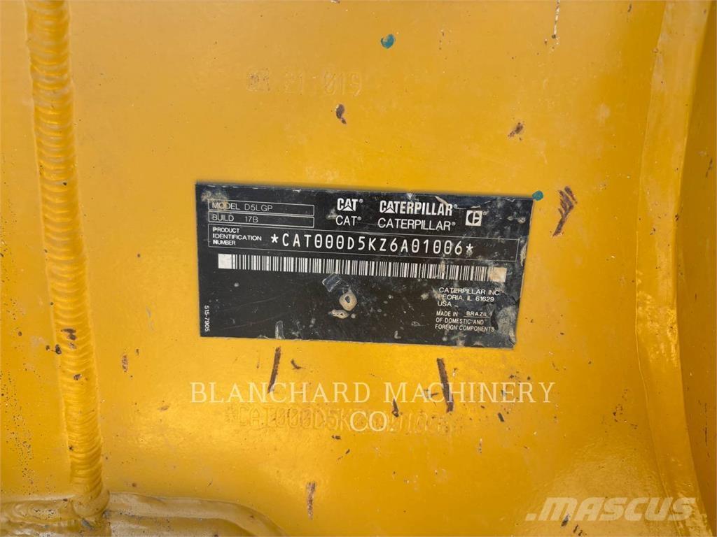 CAT D5 LGP ブルドーザー
