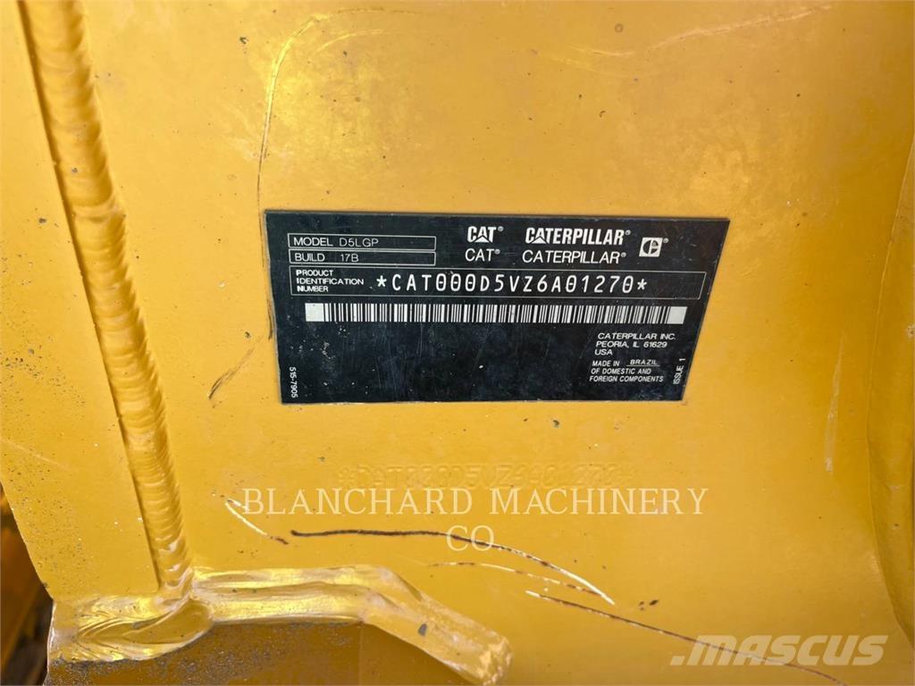 CAT D5 LGP ブルドーザー