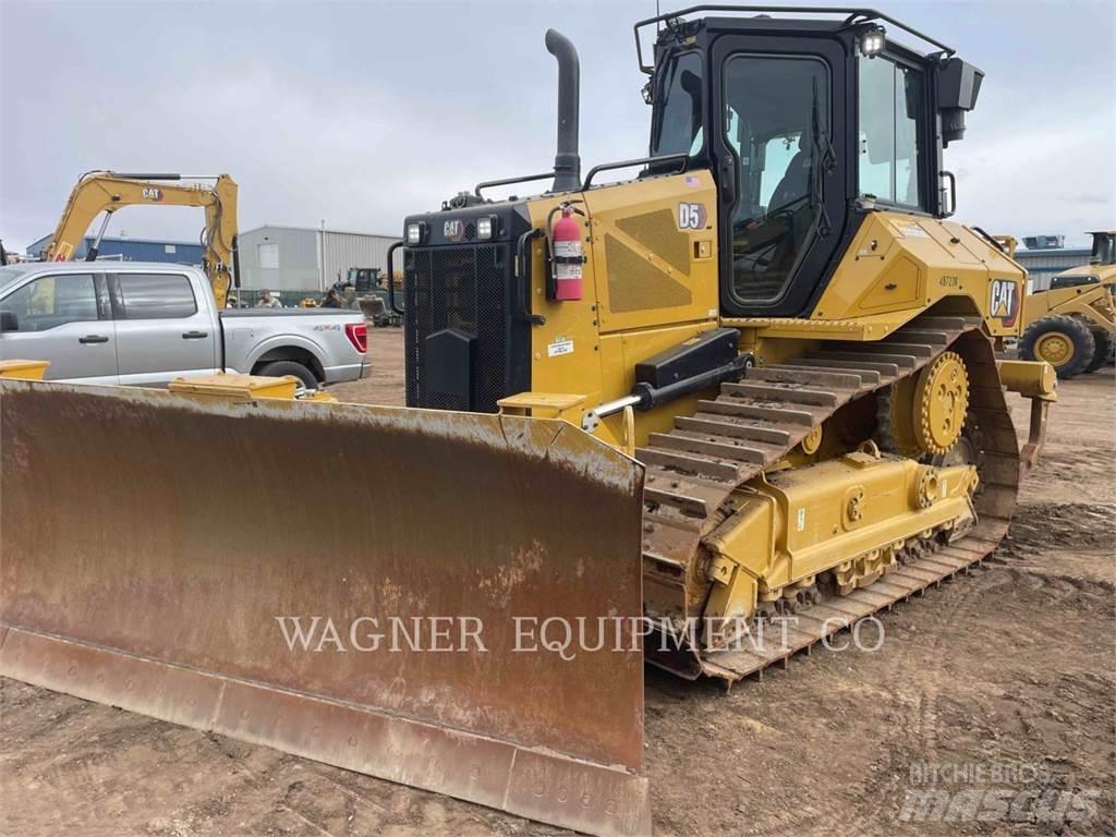 CAT D5 VP ブルドーザー