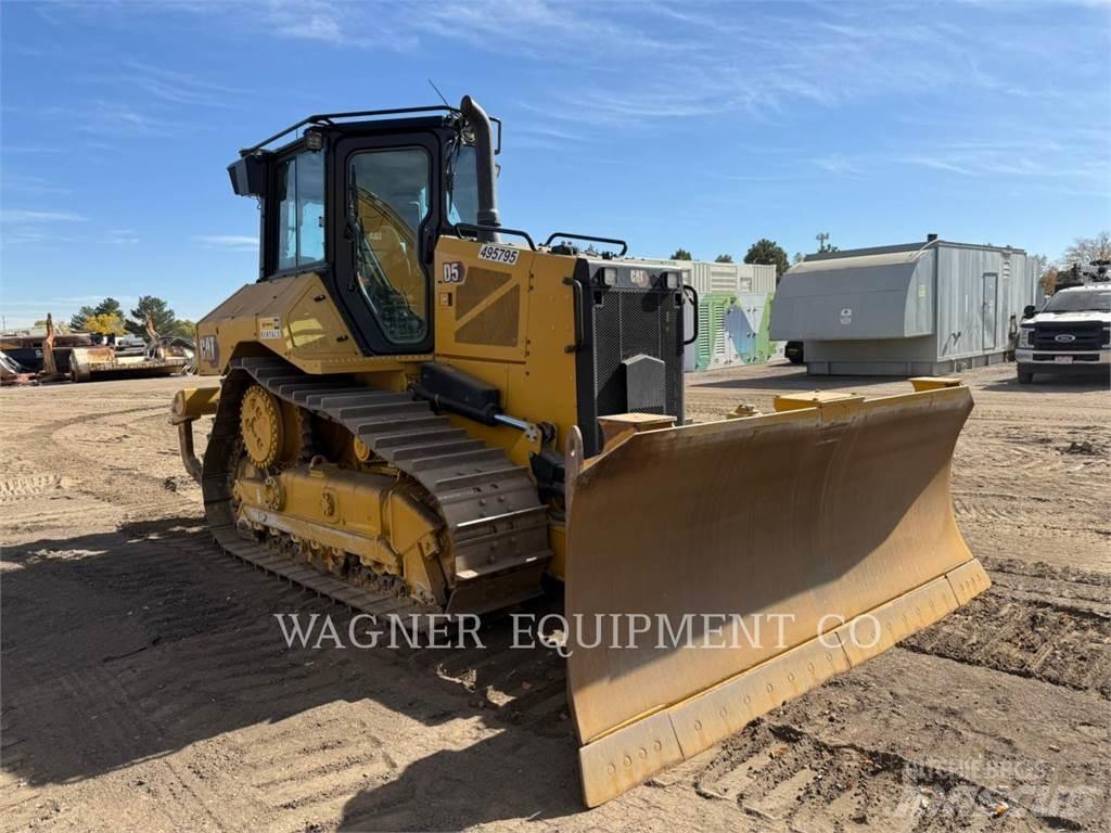 CAT D5 VP ブルドーザー
