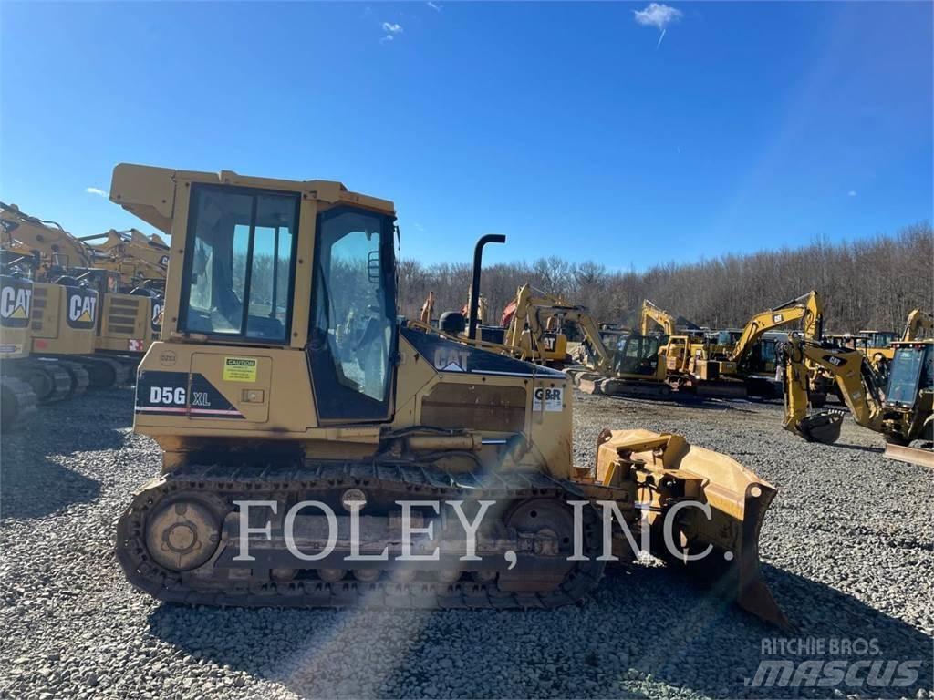 CAT D5G ブルドーザー