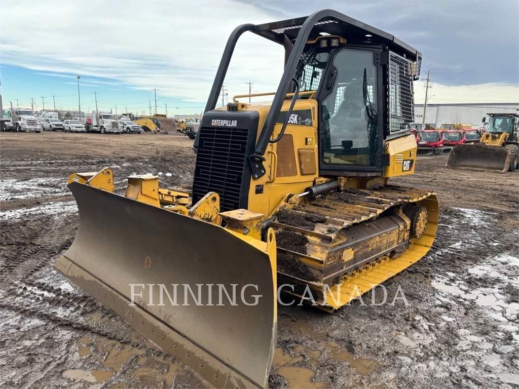 CAT D5K2 ブルドーザー