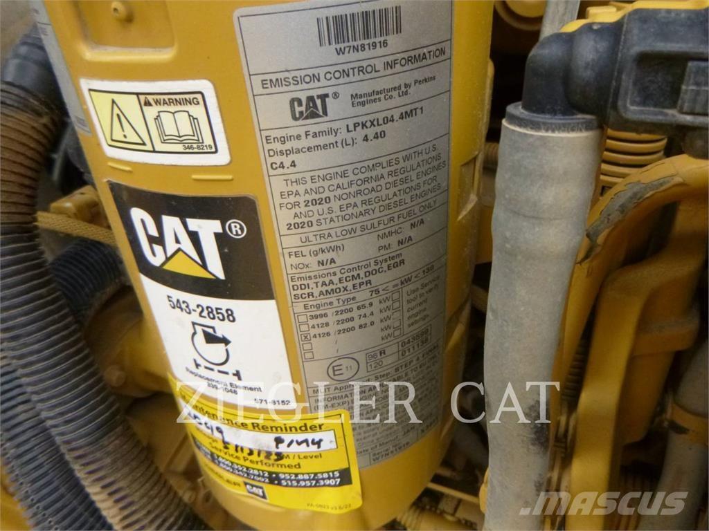 CAT D5K2 ブルドーザー