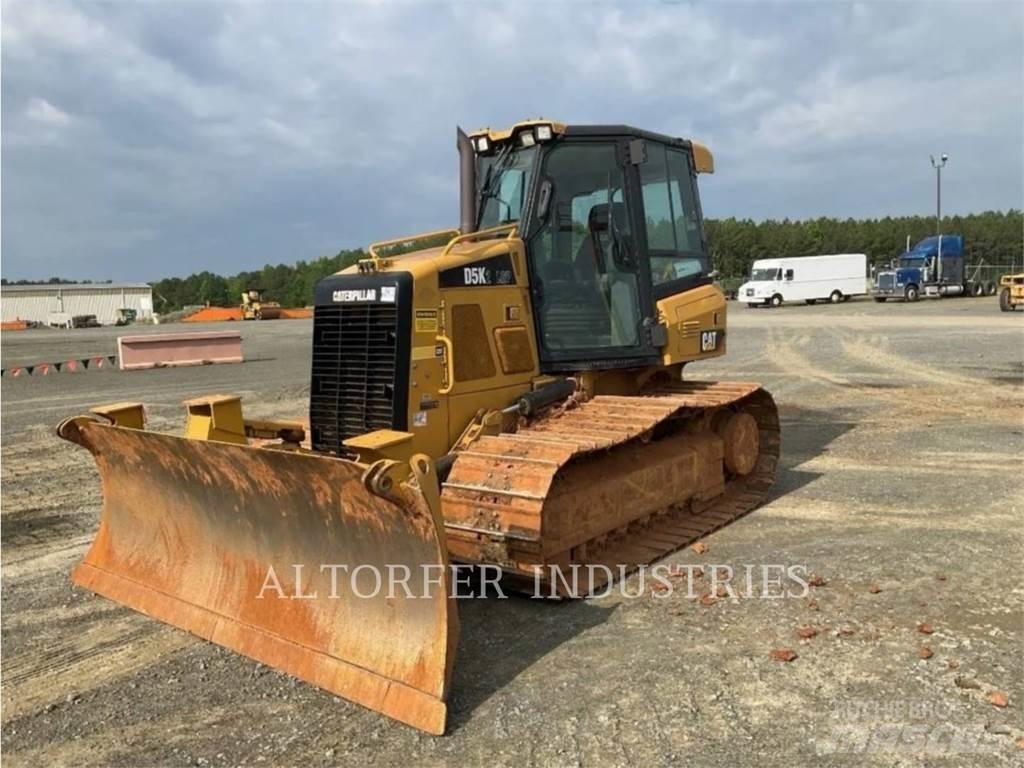 CAT D5K2 LGP ブルドーザー