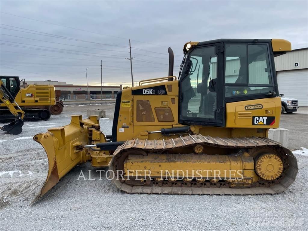 CAT D5K2 LGP ブルドーザー