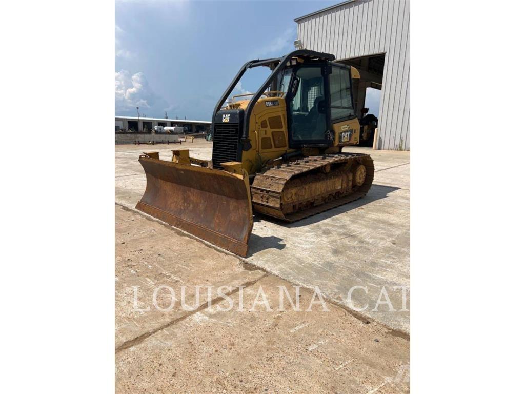 CAT D5K2 LGP ブルドーザー
