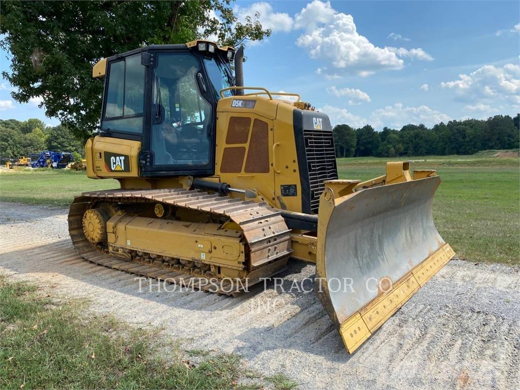 CAT D5K2 LGP ブルドーザー