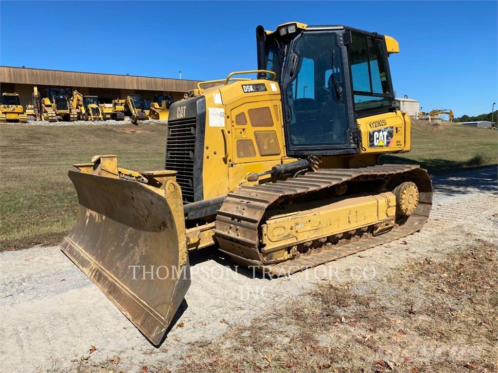 CAT D5K2 LGP ブルドーザー