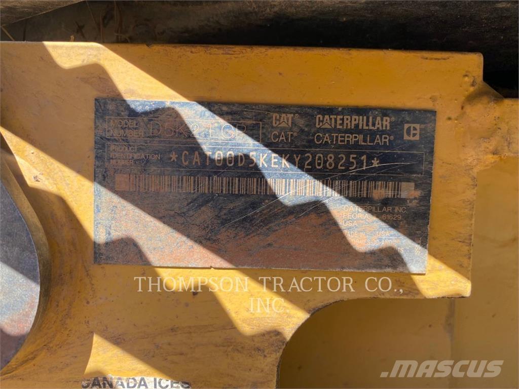 CAT D5K2 LGP ブルドーザー