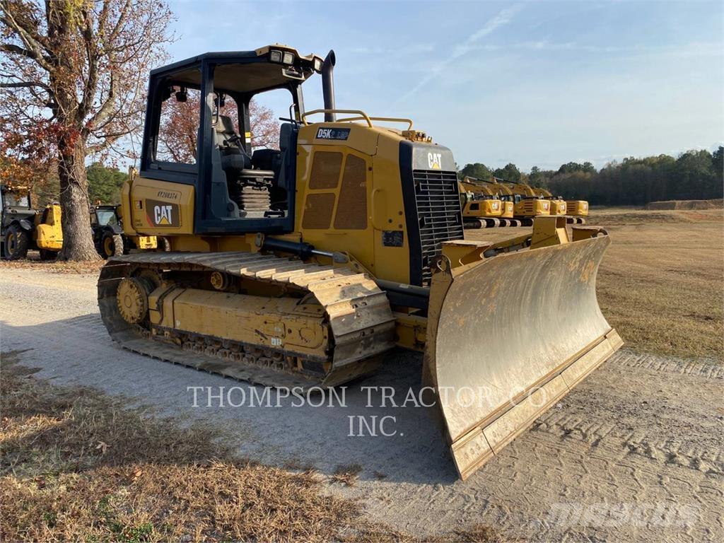 CAT D5K2 LGP ブルドーザー