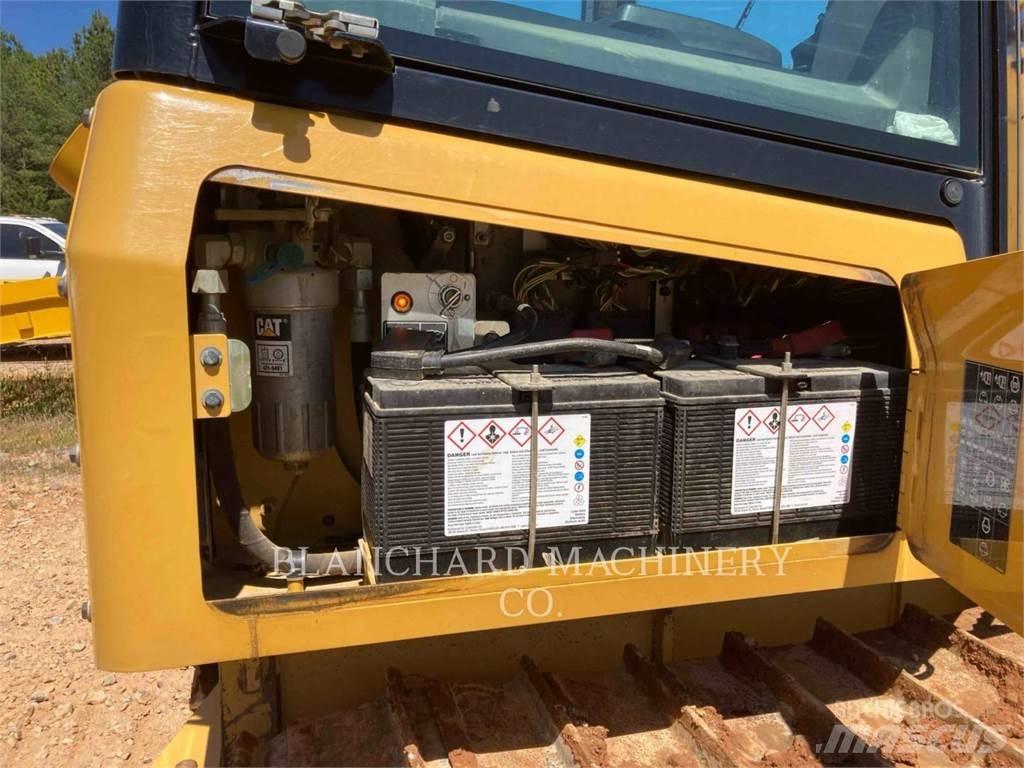 CAT D5K2LGP ブルドーザー