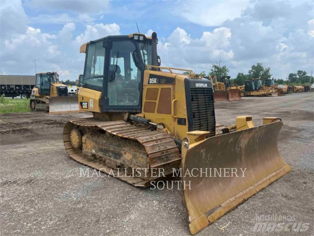 CAT D5K2LGP ブルドーザー