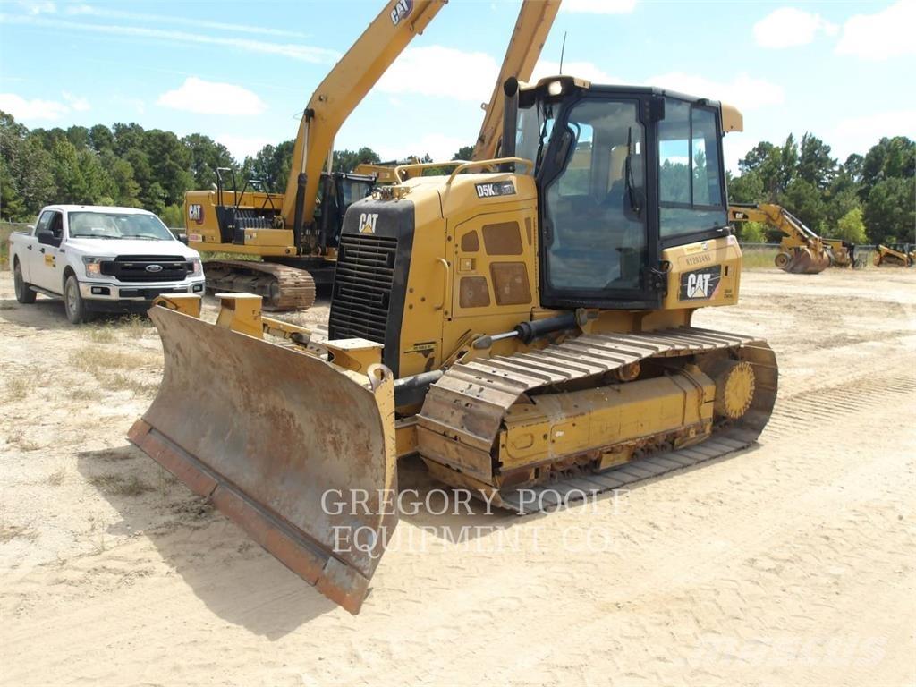 CAT D5K2LGP ブルドーザー