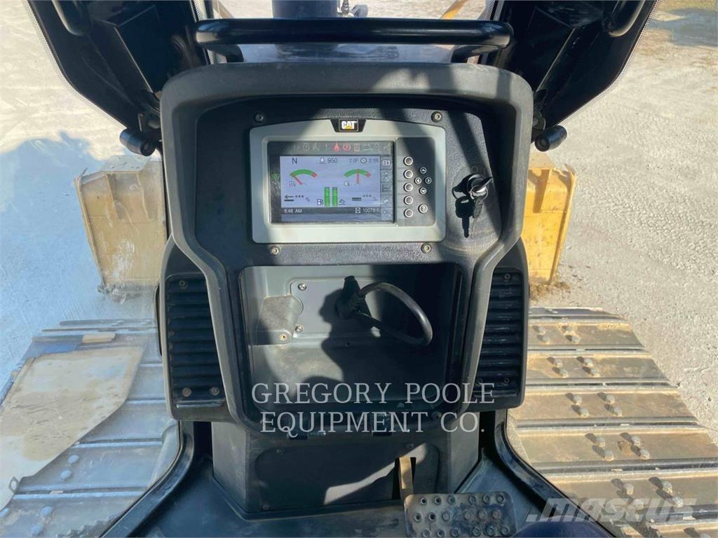 CAT D5K2LGP ブルドーザー
