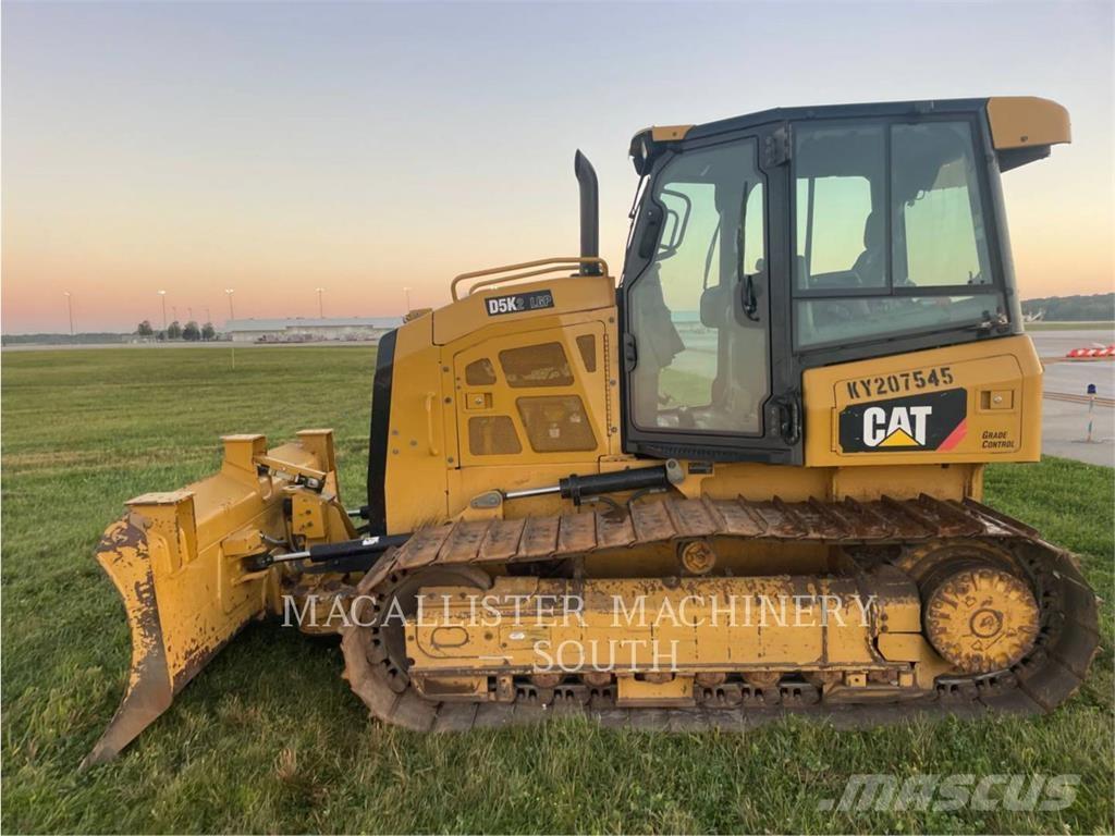 CAT D5K2LGP ブルドーザー