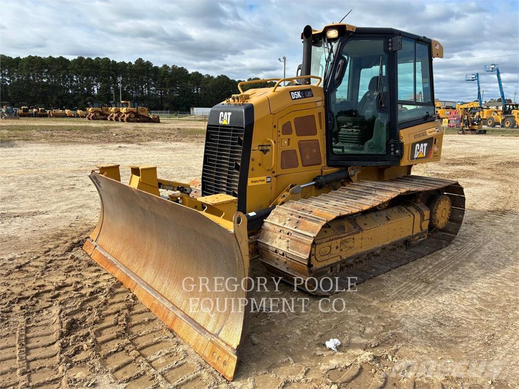 CAT D5K2LGP ブルドーザー