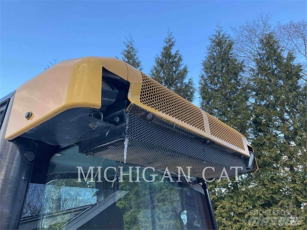 CAT D5K2X ASZ24F ブルドーザー