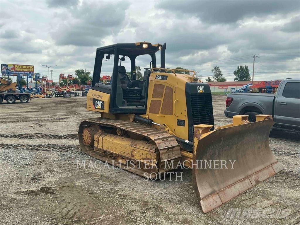 CAT D5K2XL ブルドーザー