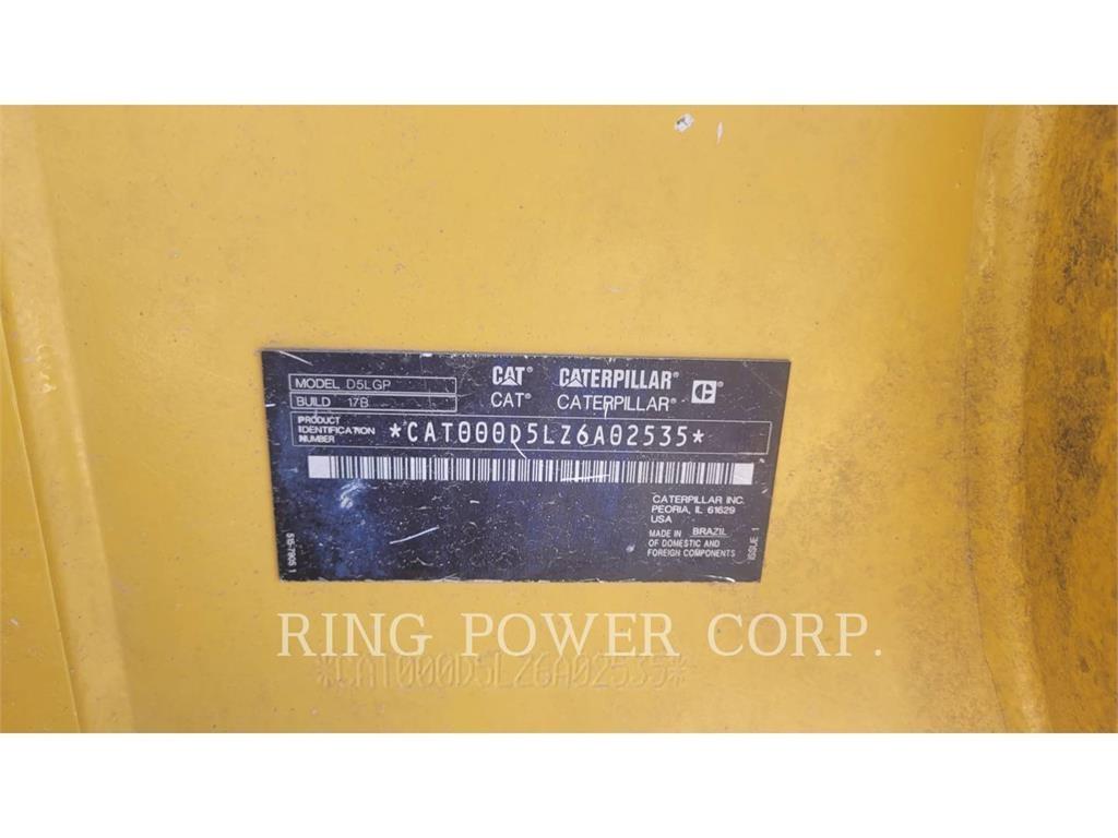 CAT D5VPEW ブルドーザー