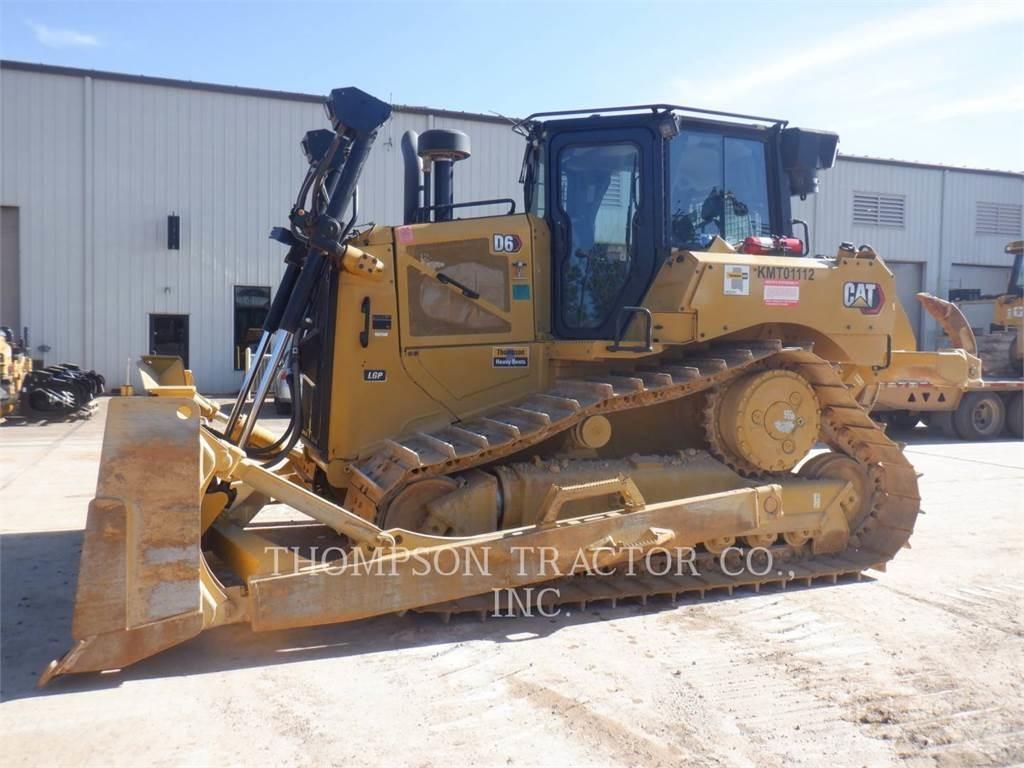 CAT D6 ブルドーザー