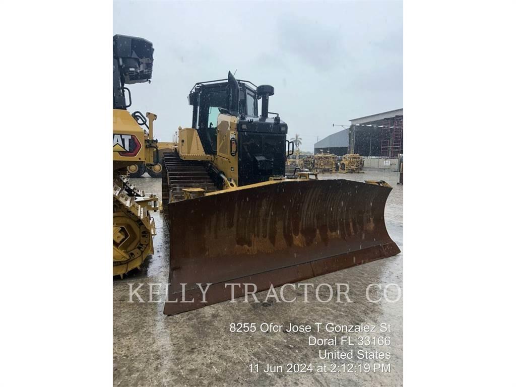 CAT D6 ブルドーザー