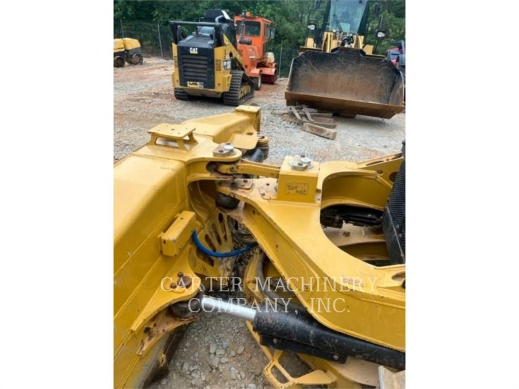 CAT D6 ブルドーザー