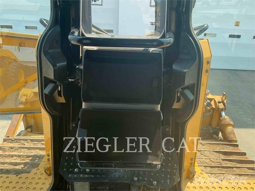 CAT D6 ブルドーザー