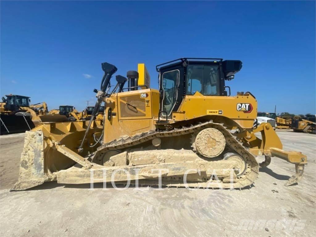 CAT D6 ブルドーザー