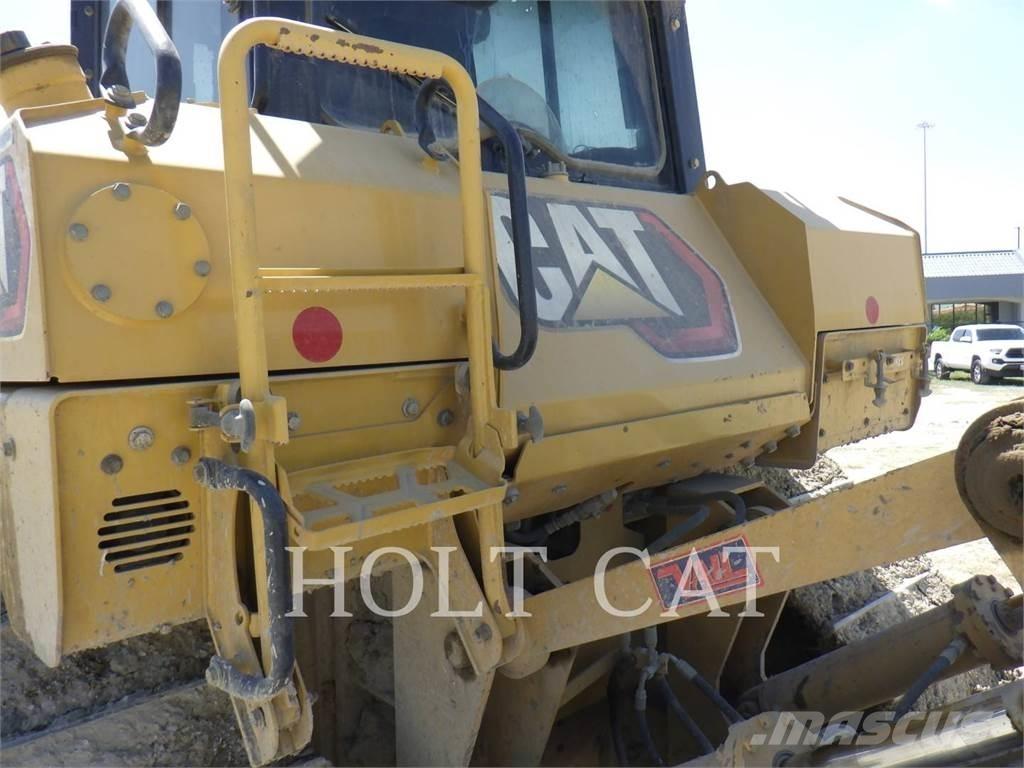 CAT D6-20XEVP ブルドーザー
