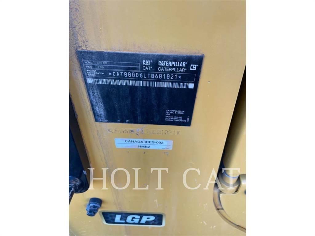 CAT D6 LGP ブルドーザー