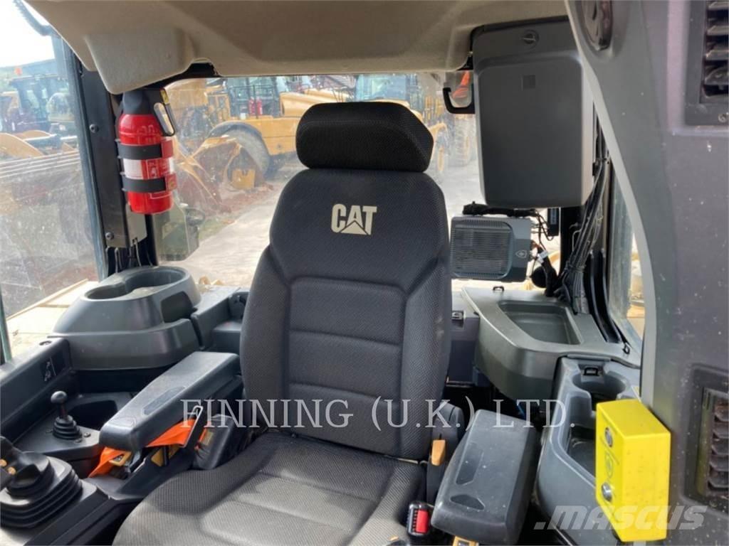 CAT D6 LGP 36 ブルドーザー