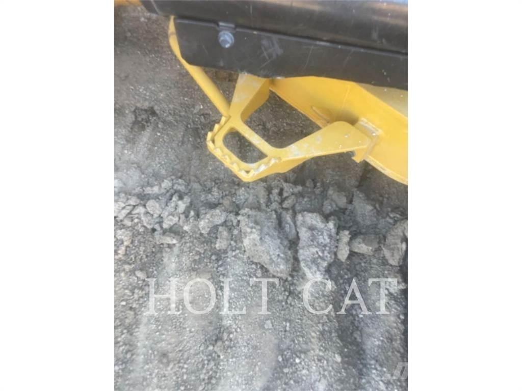 CAT D6 VP ブルドーザー