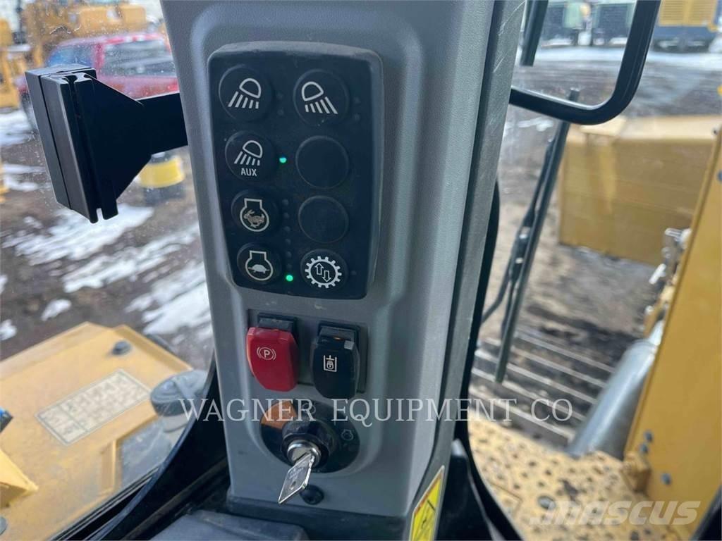 CAT D6 VP ブルドーザー