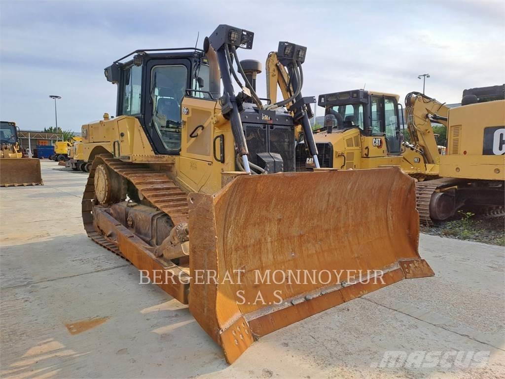 CAT D6 XE ブルドーザー