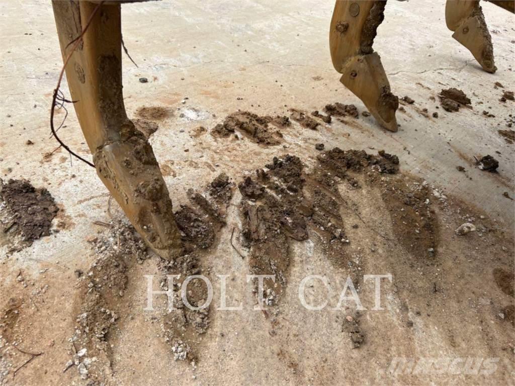 CAT D6 XE ホイールローダー・タイヤショベル