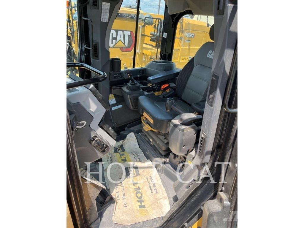 CAT D6 XELGPVP ブルドーザー