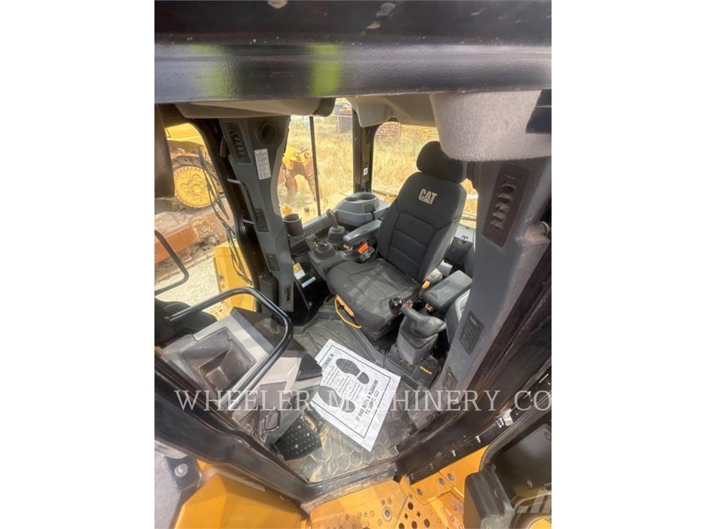 CAT D6 XL VP ブルドーザー