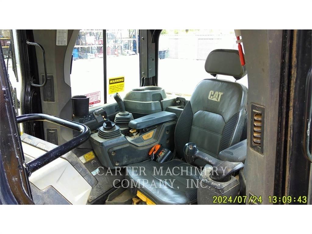 CAT D6-XWVP AR ブルドーザー