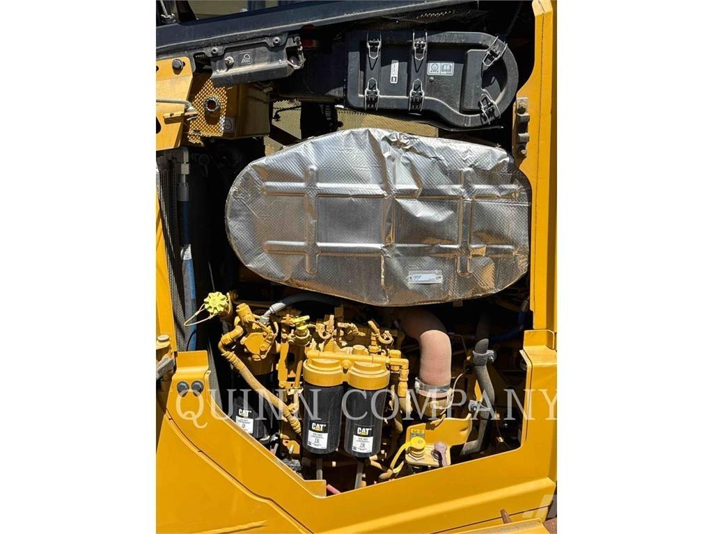 CAT D620 ブルドーザー