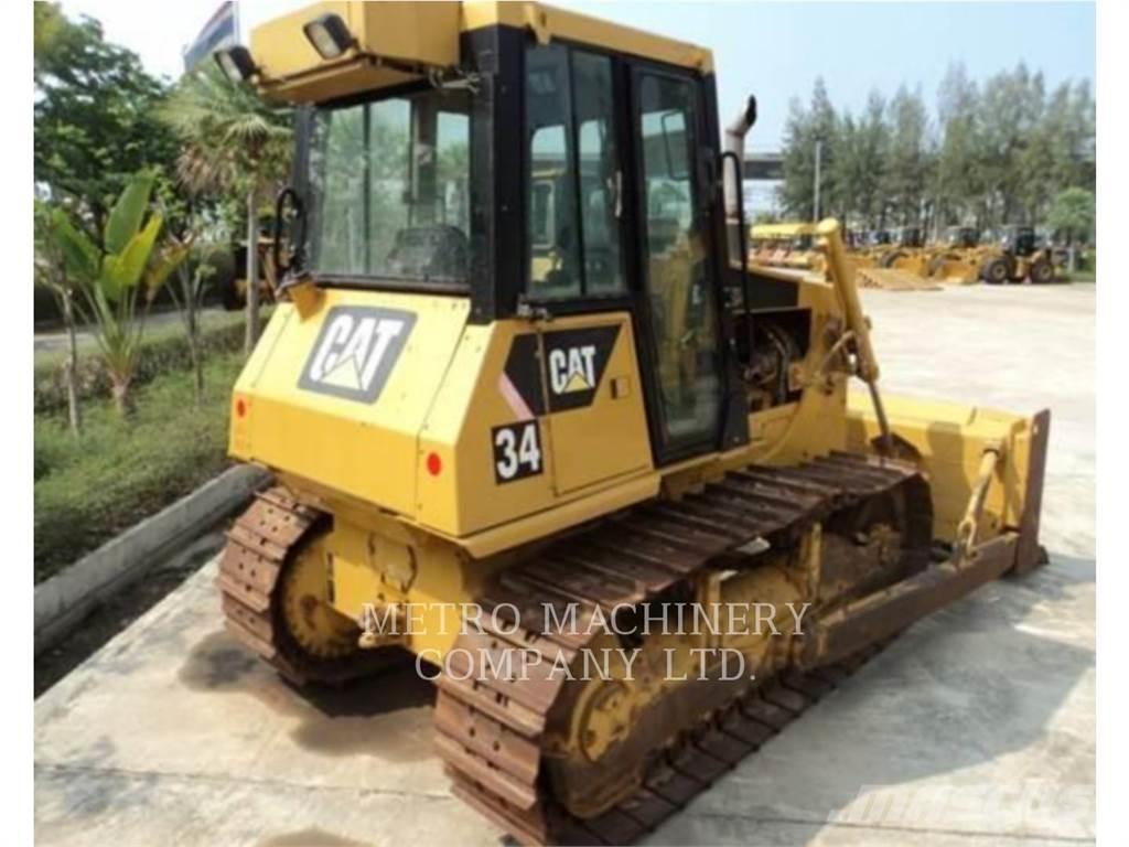 CAT D6G ブルドーザー