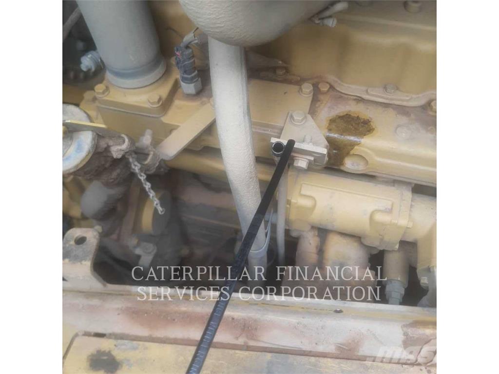 CAT D6GC ブルドーザー