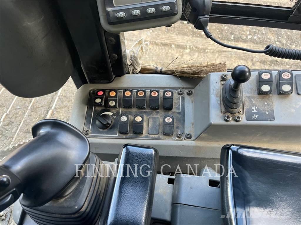 CAT D6K ブルドーザー