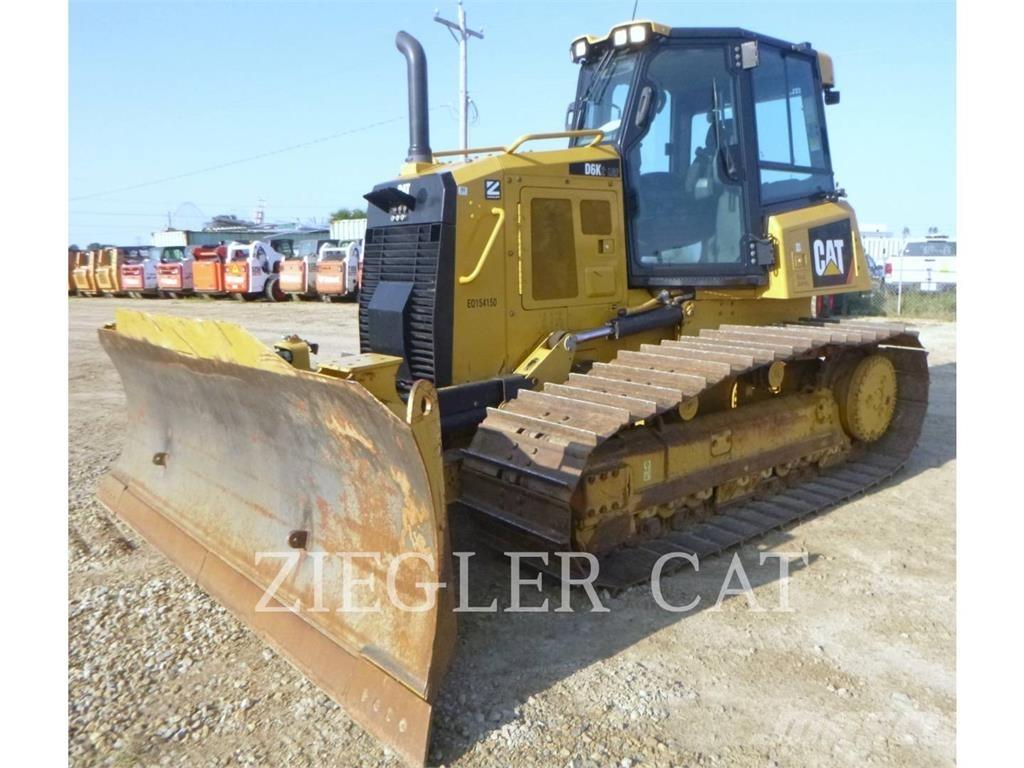 CAT D6K2 ブルドーザー