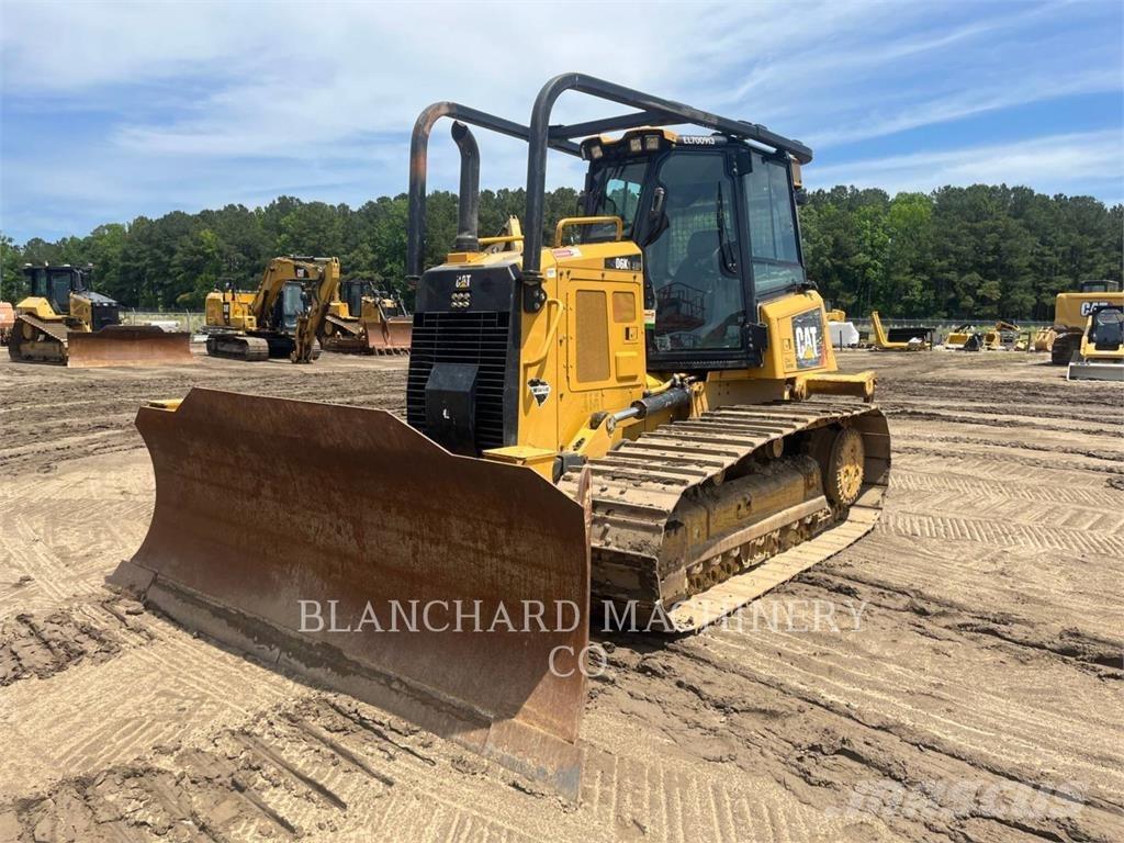 CAT D6K2LGP ブルドーザー
