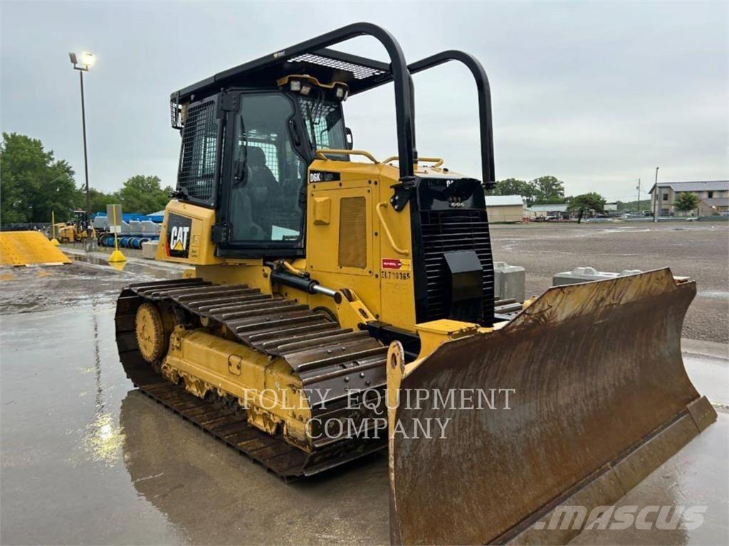 CAT D6K2LGPA ブルドーザー
