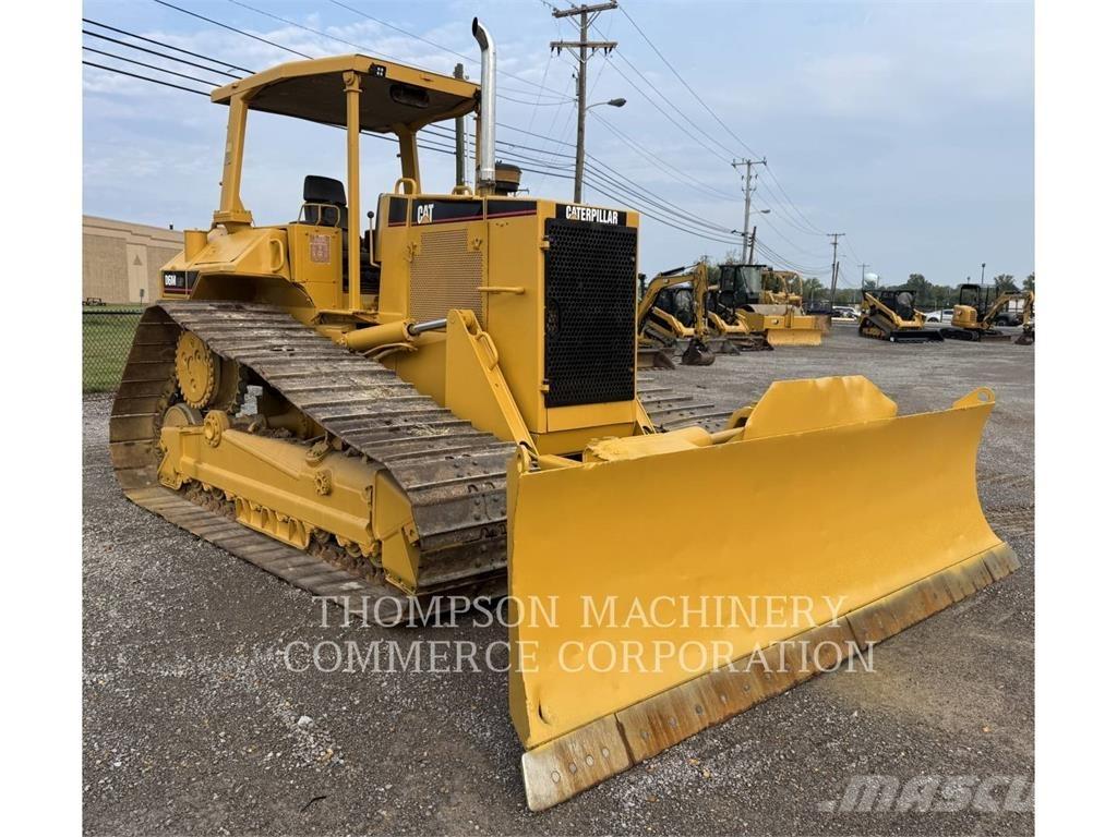 CAT D6M LGP ブルドーザー