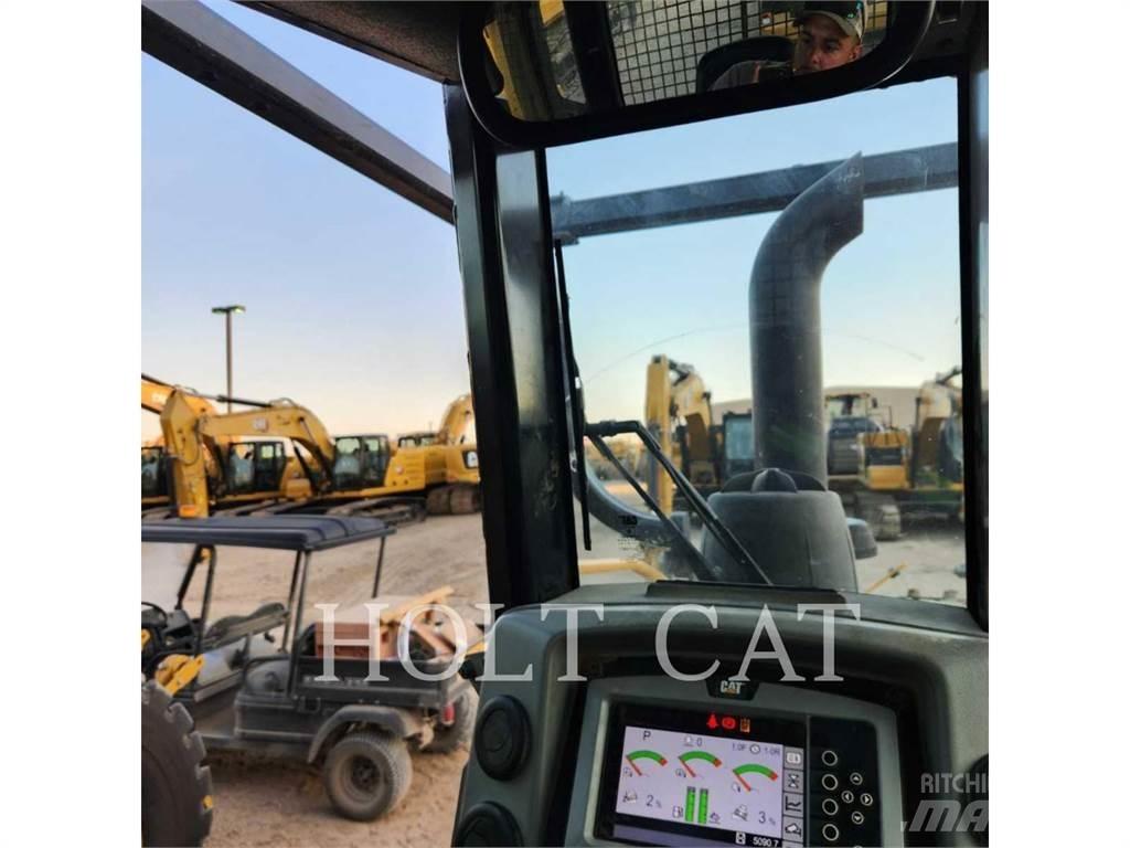 CAT D6N LGP ブルドーザー