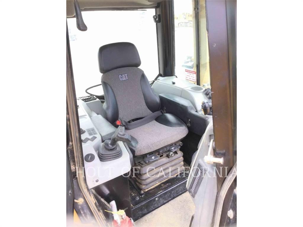 CAT D6N LGP ブルドーザー